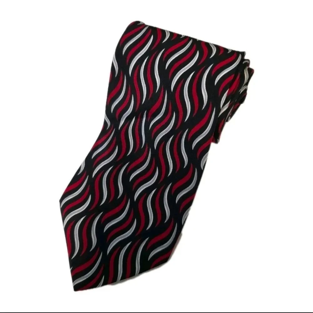Geoffrey Beene Mens Necktie Tie 100% Silk 59” L 3.75”  W Handmade In Italy